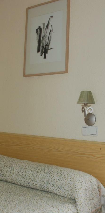 הונדאריבה Hostal Zaragoza מראה חיצוני תמונה