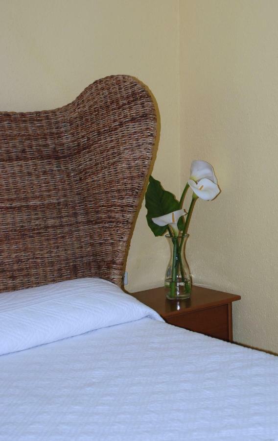 הונדאריבה Hostal Zaragoza מראה חיצוני תמונה